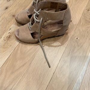 Sorel Women's Beige Lace-Up Wedges